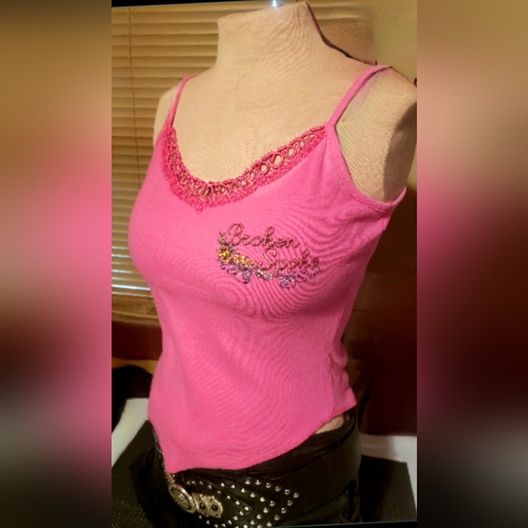 Vtg Y2K pink Broken Spoke saloon embroidered graphic cut out handkerchief tank M - Picture 14 of 17